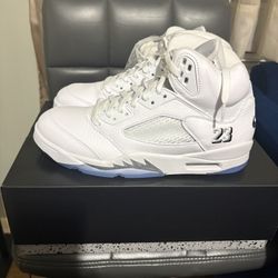 Jordan 5 White Metallic 8, 8.5,9,9.5,10,11,12