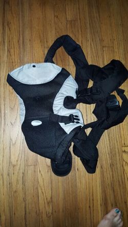 Infantino baby carrier