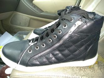 Steve madden