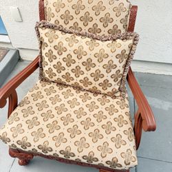 Super Comfortable Armchair Excellent Conditions Wood