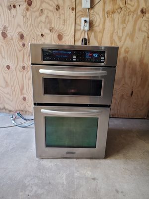 Photo Kitchenaid 27 in electric wall oven with microwave 1.4.cu.ft and oven 4.3.cu.ft self cleaning true convection oven