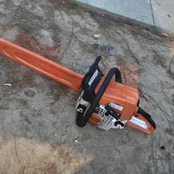 ​STIHL MS 250 Gas Chainsaw - 45.4cc