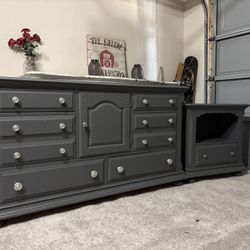 Dresser Set 