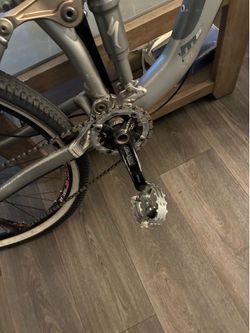 Specialized enduro M5 fully suspended mountain bike