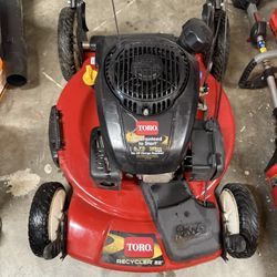 Lawn Mower Self Propelled Excellent Condition