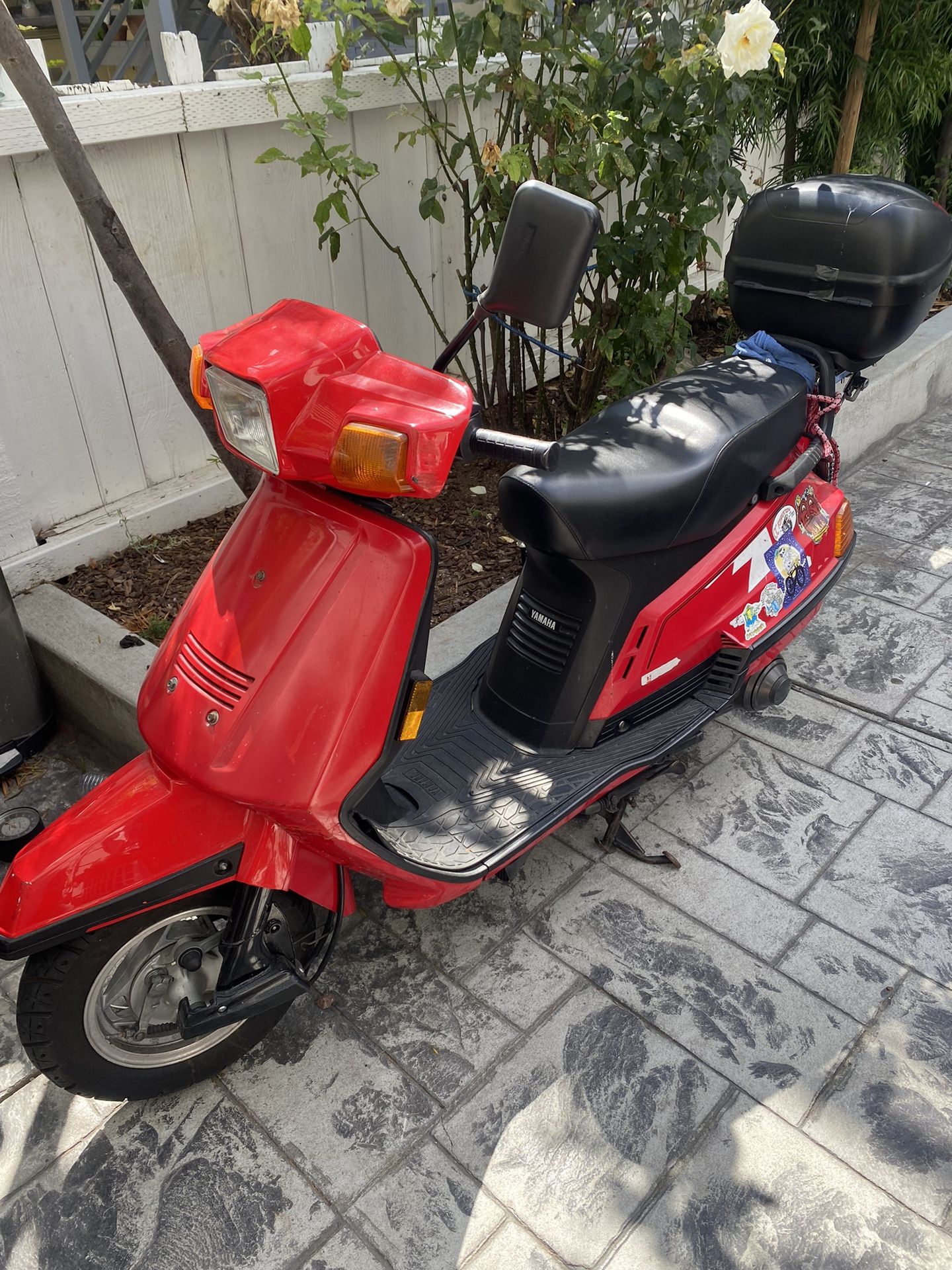 1999 Yamaha Ms (Red) Scooter/motorcycle 