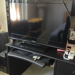 32 Inch TV
