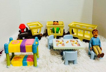 Vintage Doll House Furniture/Wobble Train
