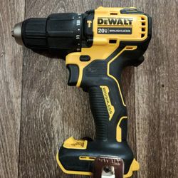 DeWalt DCD709 ATOMIC 20V MAX Li-ion Brushless 1/2" Hammer/ Drill Driver. Tool Only