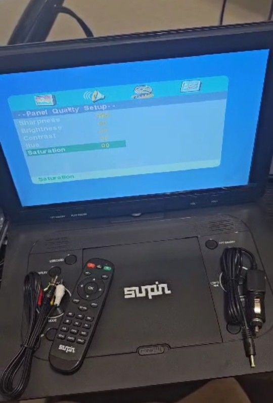 Sunpin 16.9''Portable DVD Player with 14.1''HD Large Screen Portable DVD Player Black