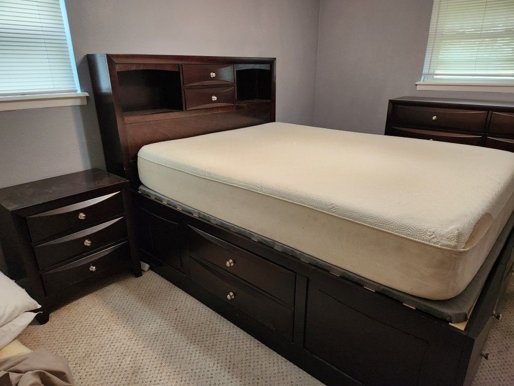 Storage Bedroom Set