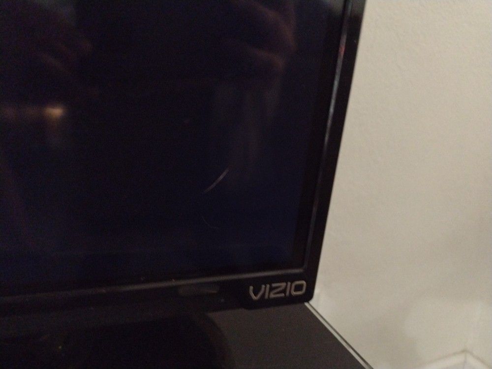 Vizio 39 Tesla E400i-B2