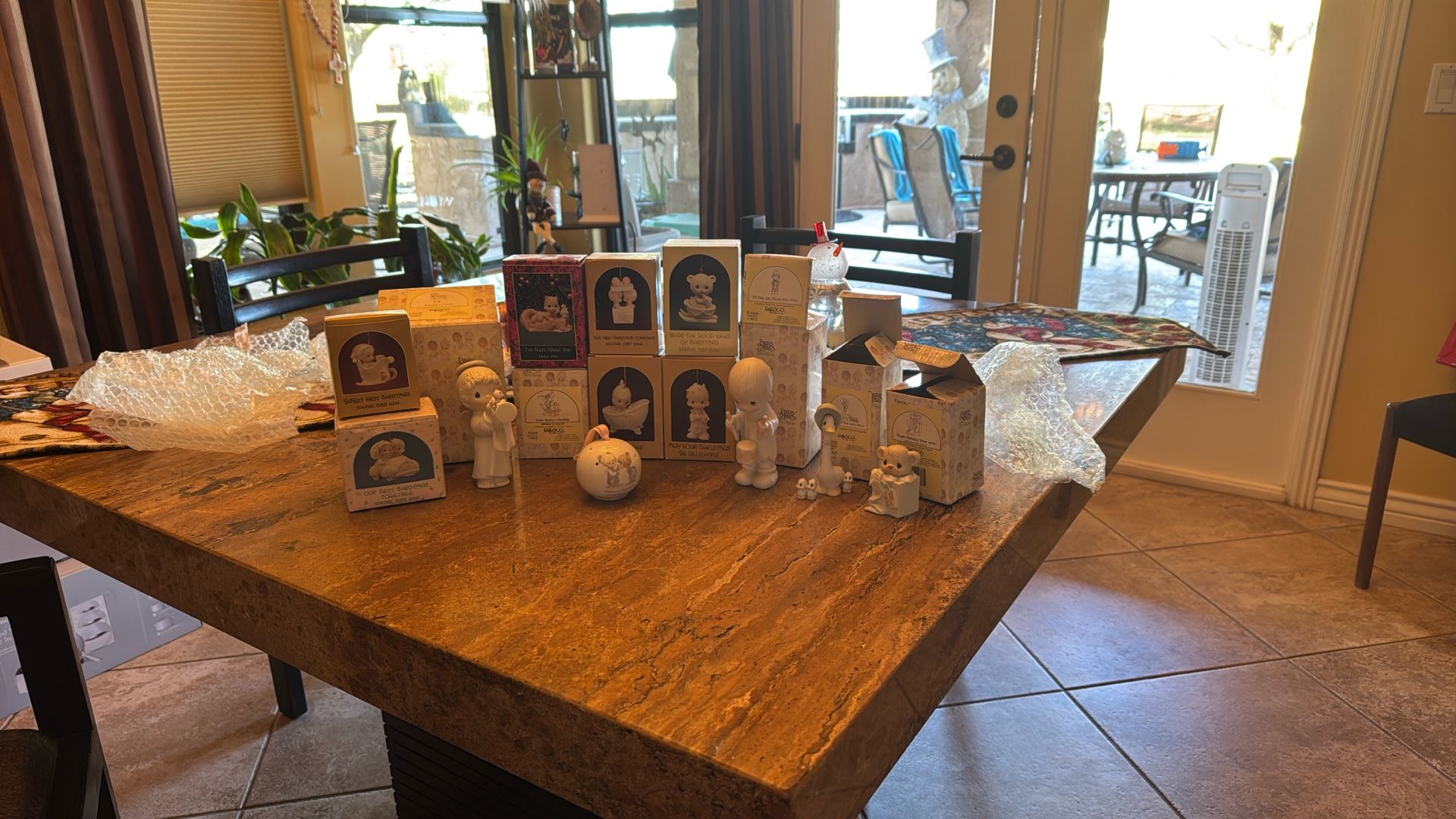 Precious Moments Figurines & Ornaments