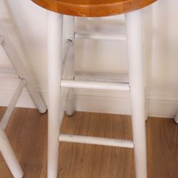 Set of 4 Bar Stools 