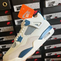 Jordan 4 Military Blue Size 10 250$