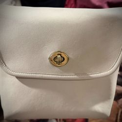  Bone Coach 9919 Quincy Crossbody