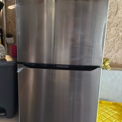LG Refrigerator 
