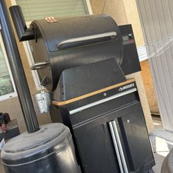 Traeger Smoker And Husky Tool Box 