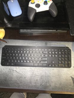 Logitech Keyboard