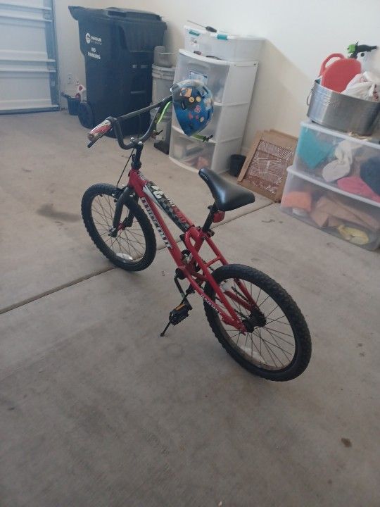 Kids Bike W Helmet