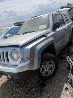 2014 jeep patriot for parts only