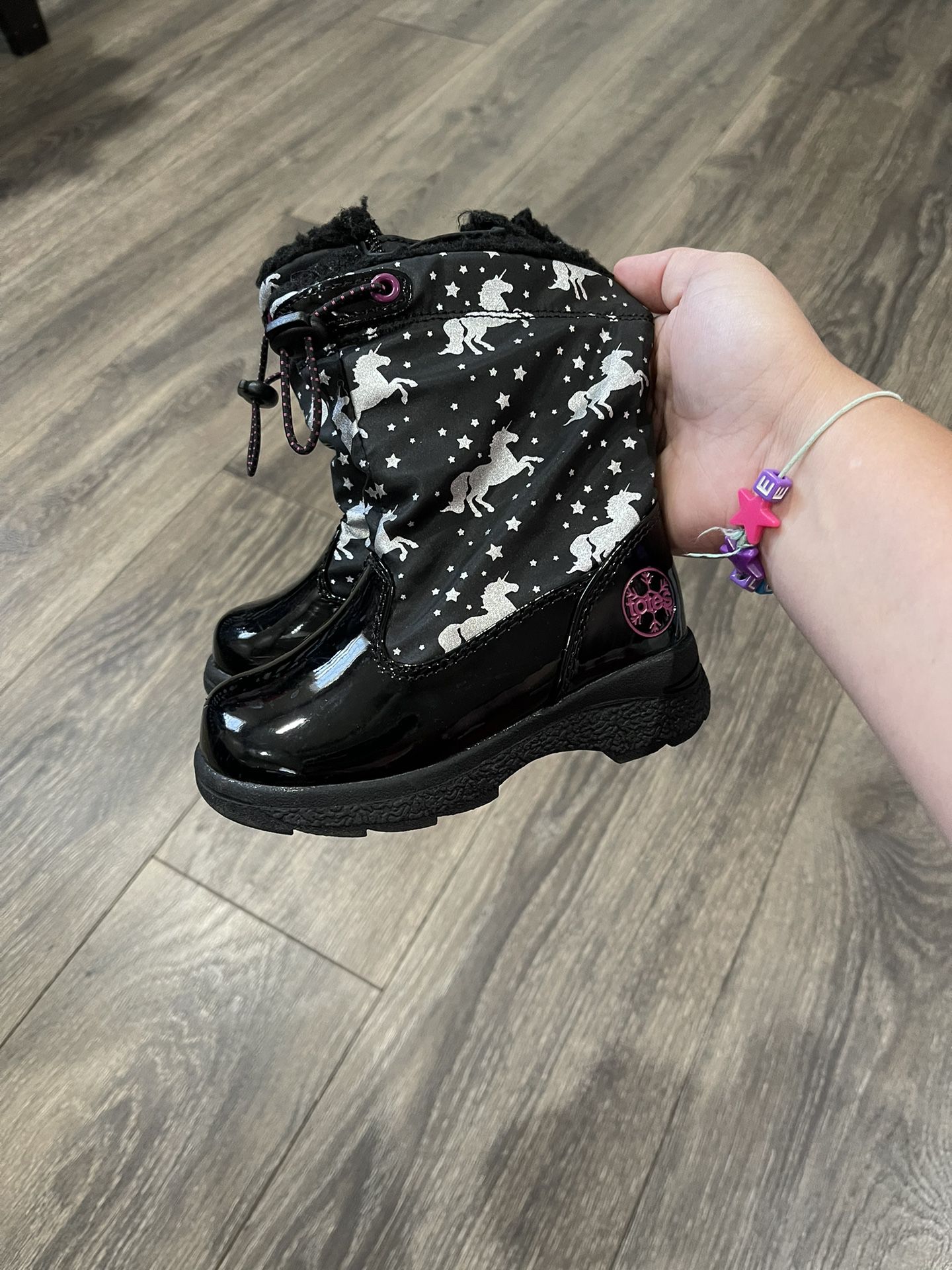 Toddler Size 7 Snow Boots