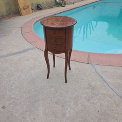 Vintage Italian Side Table/Nightstand 