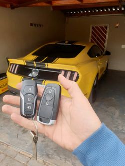 New Car Key - Smart Key - Remote Fob - Smart Key - Remote Flip - Spear Key