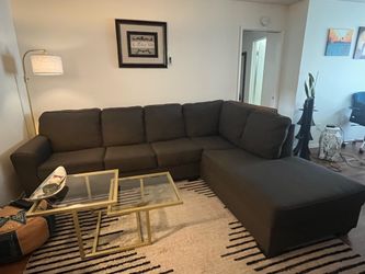 Excellent condition: Sectional Couch / Sofa with Left Chaise (Living Spaces)