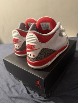 jordan 3 red cement Size 7,5 , 8 