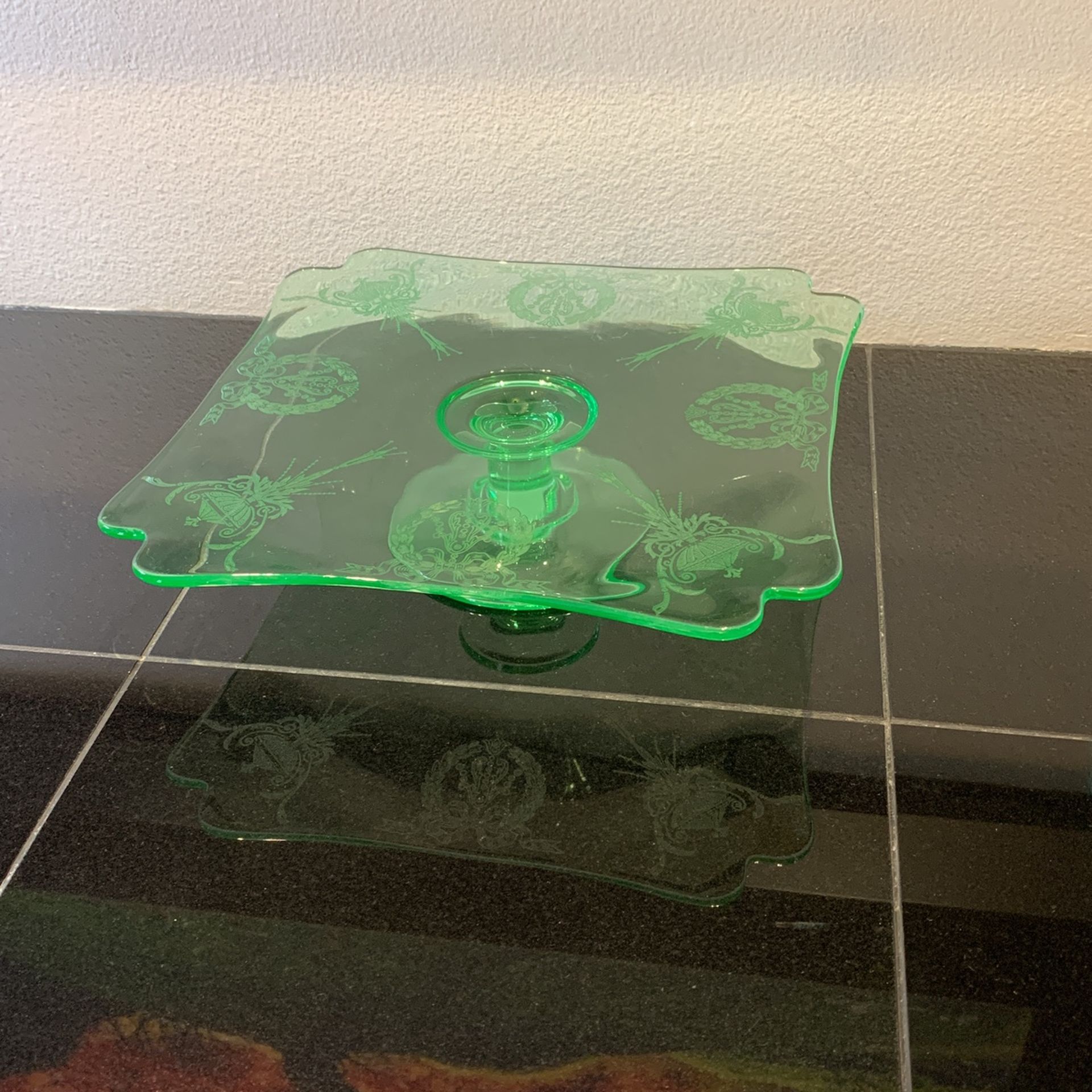 Green Uranium Glass Cake Dish