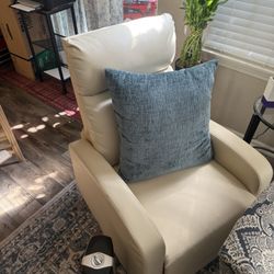 Massaging  Chair