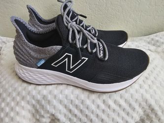 New Balance Fresh Foam Roav Running Shoe M9-W11
