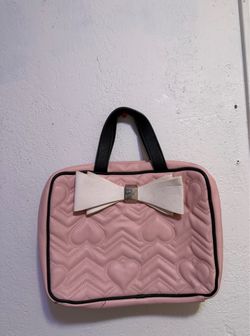New Betsey Johnson  Eiffel Tower Bow Weekender Travel Cosmetic Bag