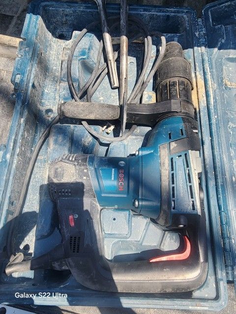 Bosh Max Hammer Drill