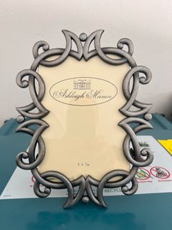 2 Ashleigh Manor Ornate Silver Tone Metal Picture Frame 5x7