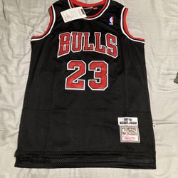 Michael Jordan jersey large new