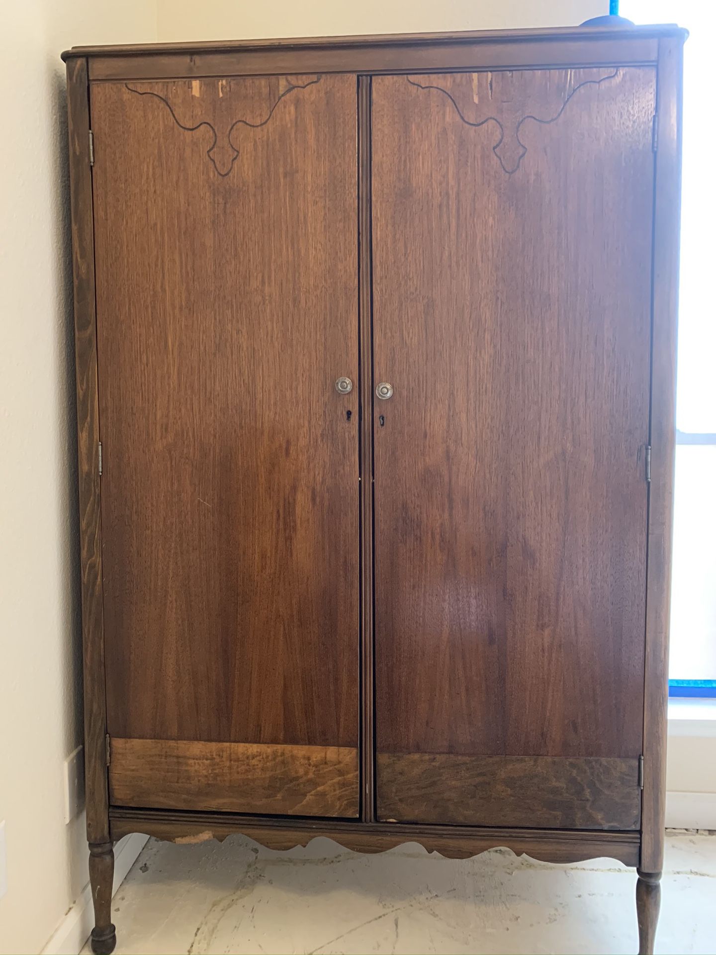 100+ yr old Antique Armoire