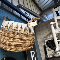 Boho Basket With Handles 