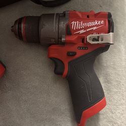 Milwaukee M12 Hammer Drill