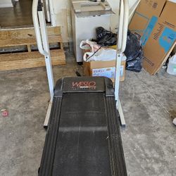 Working Treadmill 