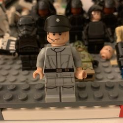 Lego Star Wars Imperial Officer