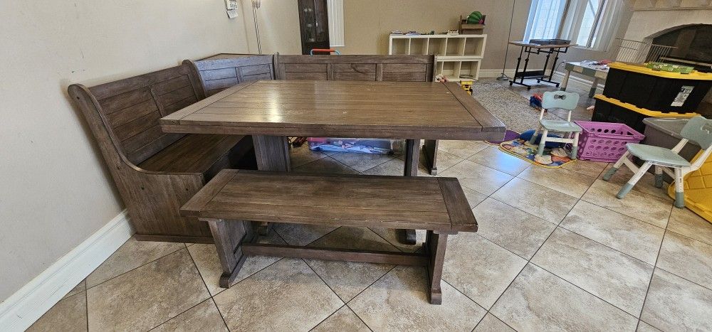 Kitchen Corner Nook Dining Table With Bench