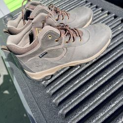 Timberland Boot S Water Proof Size 5.5y - 6 1/2-7 Women 