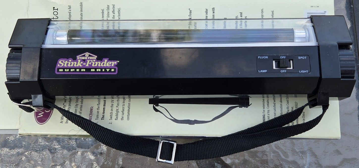 UV Light/Flashlight 