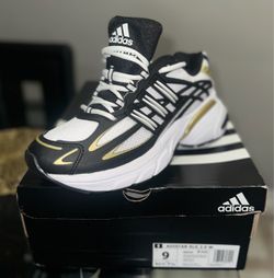 Adidas adistar