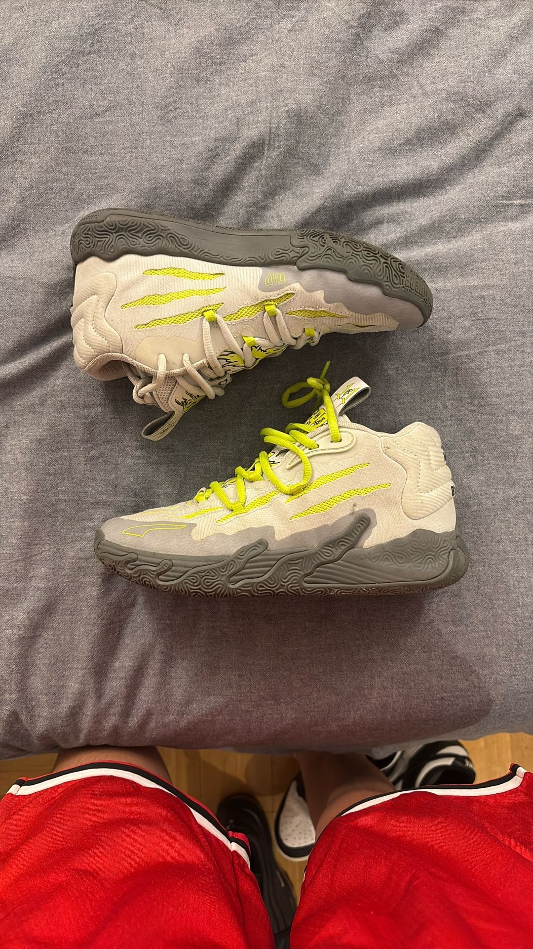 Puma Mb.03 Sz 6y no box used slightly