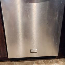 Dishwasher Frigidaire 