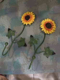 Set Of 2 Sunflower 🌻 Hooks