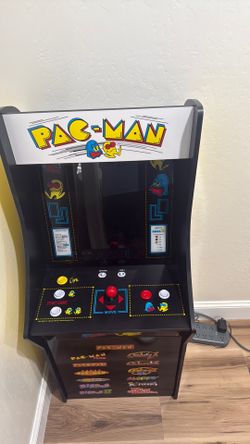 Pac-Man 12 Games Arcade